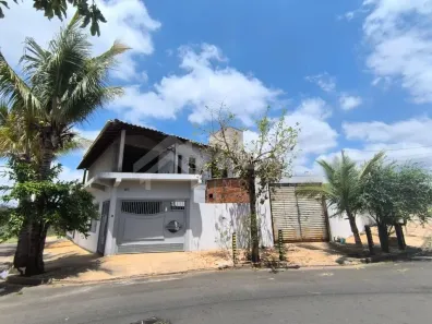 Sobrado com 5 Quartos à venda, 129m² no Residencial Parque Douradinho, São Carlos