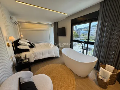 Apartamento com 2 Quartos à venda, 100m² no Jurerê, Florianópolis