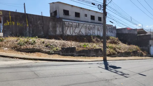 Lote/Terreno à venda, 150m² no Jardim Layr, Mogi das Cruzes
