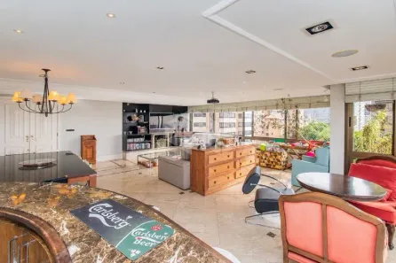 Apartamento com 3 Quartos para alugar, 174m² no Mont Serrat, Porto Alegre