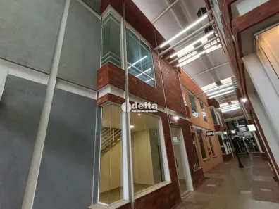 Ponto Comercial para alugar, 63m² no Centro, Uberlândia