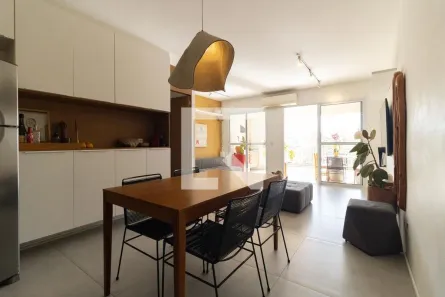 Apartamento com 2 Quartos à venda, 92m² no Vila Gumercindo, São Paulo