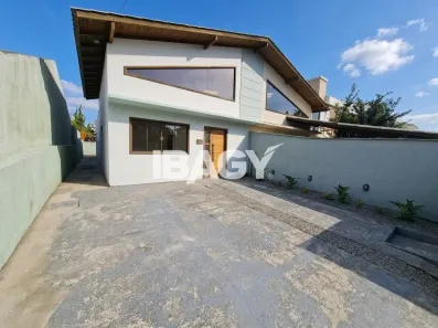 Casa com 3 Quartos para alugar, 160m² no Campeche, Florianópolis