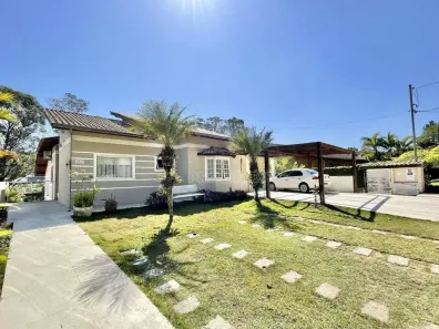 Casa de Condomínio com 5 Quartos à venda, 400m² no Jardim do Golf I, Jandira