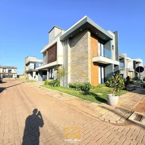 Sobrado com 3 Quartos à venda, 154m² no Passo das Pedras, Gravataí