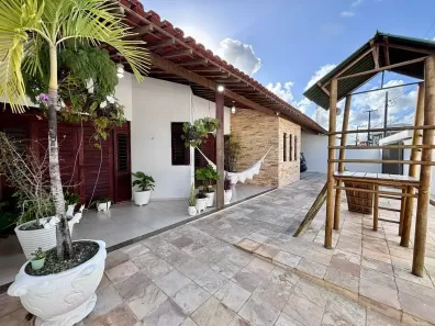 Casa com 4 Quartos para alugar, 270m² no Ponta de Campina, Cabedelo