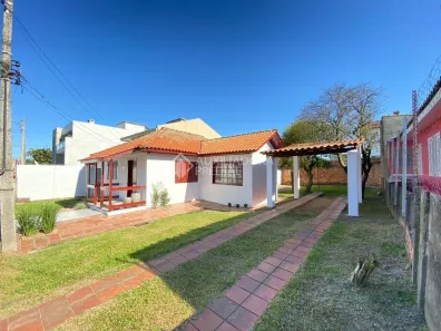 Casa com 3 Quartos à venda, 80m² no Niterói, Canoas