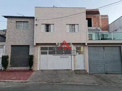 Sobrado com 4 Quartos à venda, 194m² no Jardim Varan, Suzano