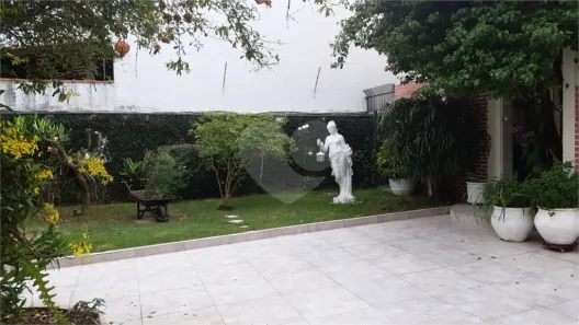 Sobrado com 3 Quartos à venda, 220m² no Jardim Paraíso, São Paulo