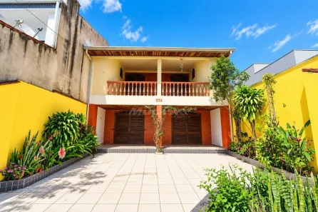 Casa com 4 Quartos à venda, 184m² no Centro, Guaratuba