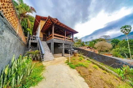 Casa com 4 Quartos à venda, 250m² no Bonsucesso, Petrópolis