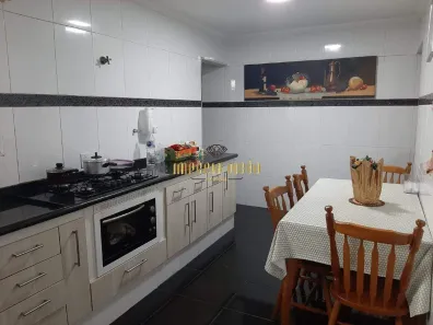 Casa com 2 Quartos à venda, 157m² no Jardim Nova Poá, Poá
