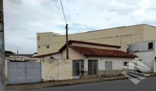 Casa com 3 Quartos à venda, 200m² no Centro, Taubaté