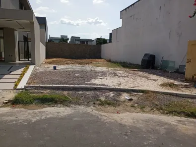 Lote/Terreno à venda, 330m² no Chapada, Manaus