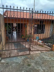 Casa com 2 Quartos à venda, 102m² no Charrua, Londrina
