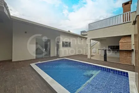 Casa com 3 Quartos à venda, 213m² no Parque Balneario Oasis, Peruíbe