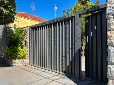 Casa com 3 Quartos para alugar, 231m² no Jardim do Carmo, Araraquara