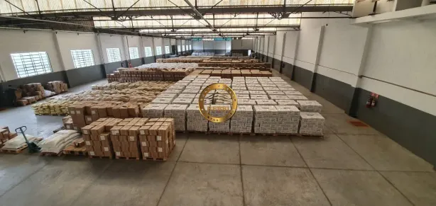 Galpão/Depósito/Armazém à venda, 2644m² no Campanário, Diadema