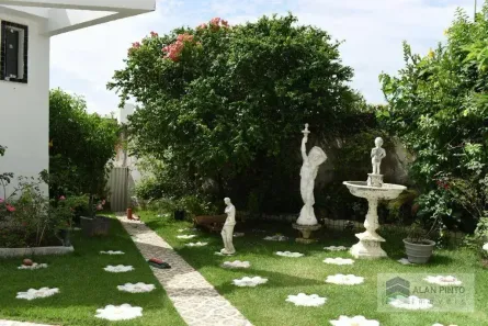 Casa com 4 Quartos à venda, 950m² no Pituaçu, Salvador