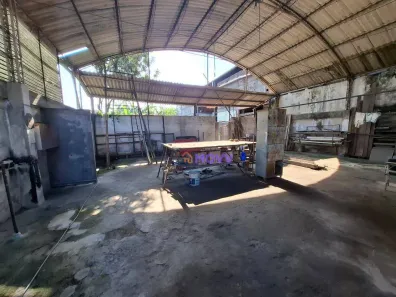 Galpão/Depósito/Armazém para alugar, 600m² no Badu, Niterói