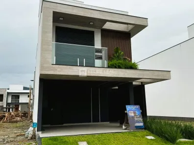 Casa de Condomínio com 3 Quartos à venda, 200m² no Beira Rio, Biguaçu