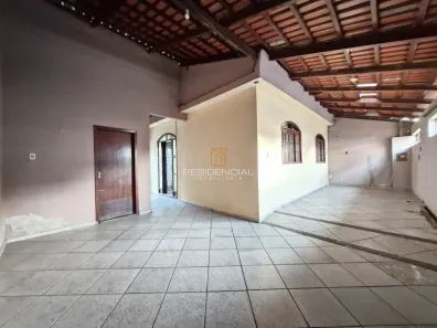 Casa com 3 Quartos à venda, 100m² no Doutor José Thomaz, Divinópolis