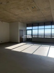 Sala Comercial para alugar, 198m² no Jardim Karaíba, Uberlândia
