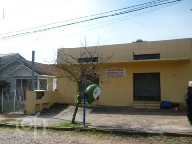 Casa com 4 Quartos à venda, 380m² no Nonoai, Porto Alegre