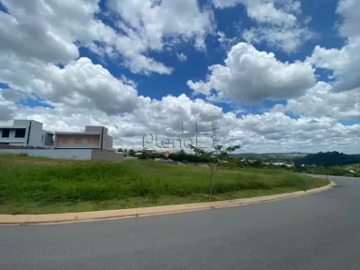 Lote/Terreno à venda, 662m² no Santa Cândida, Vinhedo