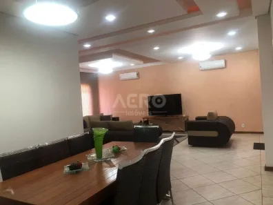 Casa com 3 Quartos à venda, 251m² no Vila Cardia, Bauru