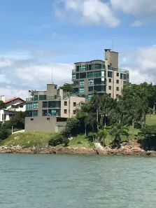 Apartamento com 2 Quartos à venda, 130m² no Coqueiros, Florianópolis