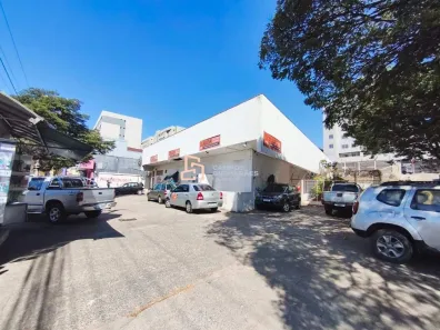 Galpão/Depósito/Armazém para alugar, 690m² no Araguaia, Belo Horizonte