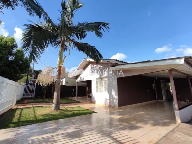 Casa com 3 Quartos à venda, 225m² no Jardim Concórdia, Toledo
