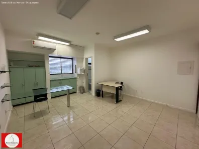 Sala Comercial à venda, 25m² no Caminho das Árvores, Salvador