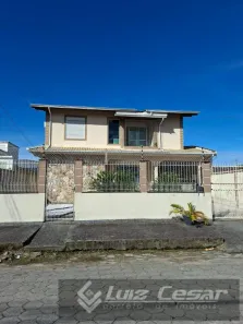 Casa com 4 Quartos à venda, 212m² no Jardim Eldorado, Palhoça