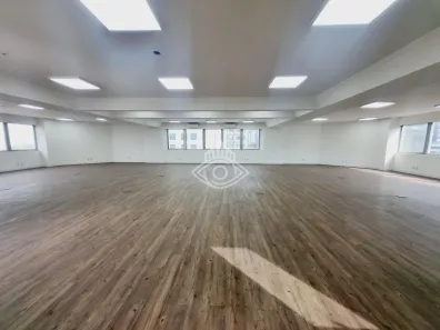 Sala Comercial para venda ou aluguel, 204m² no Cidade Monções, São Paulo