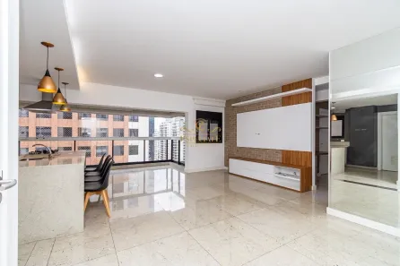 Apartamento com 3 Quartos para alugar, 117m² no Cabral, Curitiba