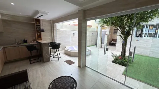 Casa com 2 Quartos à venda, 188m² no Ponta da Praia, Santos