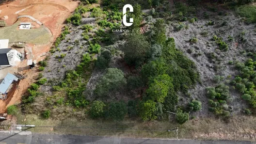 à venda, 2400m² no Jardim Monte Belo, Campos do Jordão