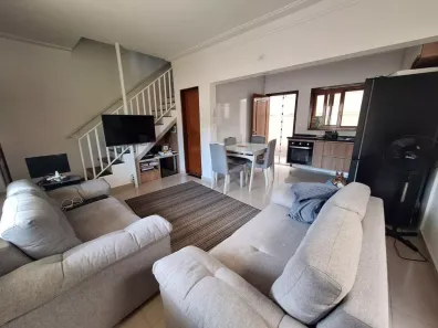 Casa com 2 Quartos à venda, 120m² no Jardim Tupanci, Barueri