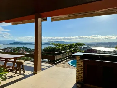 Casa com 3 Quartos à venda, 376m² no Itaguaçu, Florianópolis