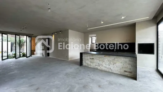 Casa com 3 Quartos à venda, 222m² no Cidade Jardim, Uberlândia