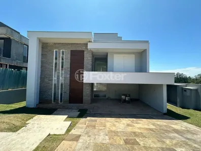 Casa de Condomínio com 3 Quartos à venda, 290m² no Vila Nova, Porto Alegre
