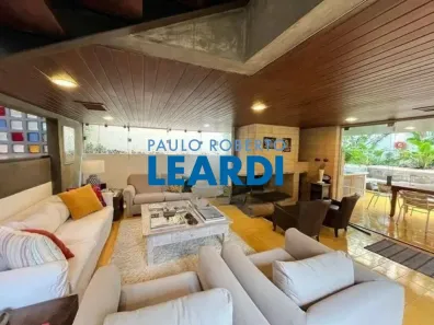 Sobrado com 4 Quartos à venda, 260m² no Jardim Bela Vista, Santo André
