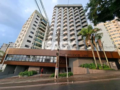 Apartamento com 1 Quarto para alugar, 34m² no Centro, Florianópolis