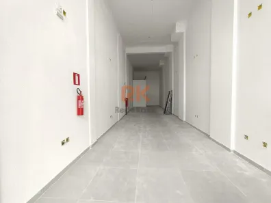 Ponto Comercial para alugar, 110m² no Cabral, Contagem