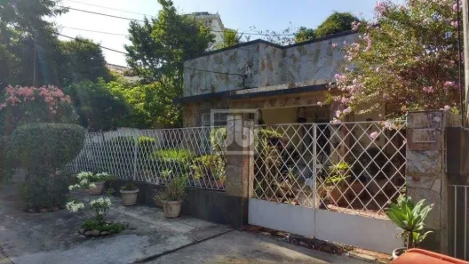 Casa com 2 Quartos à venda, 372m² no Pechincha, Rio de Janeiro