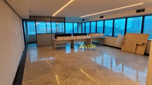 Sala Comercial para venda ou aluguel, 82m² no Alphaville Industrial, Barueri
