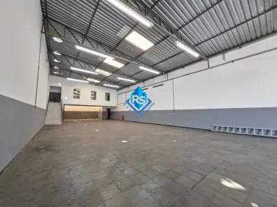 Galpão/Depósito/Armazém para alugar, 350m² no Jardim Bom Pastor, Santo André