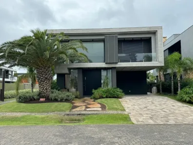 Casa de Condomínio com 5 Quartos à venda, 338m² no , Capão da Canoa